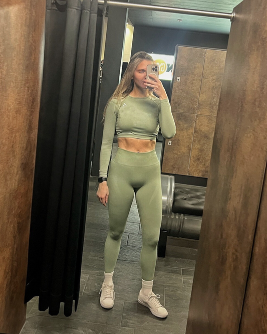 Pioneer Seamless Long Sleeve Crop Top Laurel Green